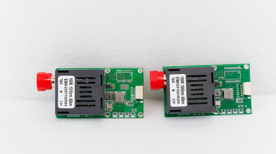 80km Glasvezel Drone Module UAV Optische Transceiver met 1-kanaals Analoge Video en 1-kanaals TTL Data voor DC 5.5-26V UAV Platforms