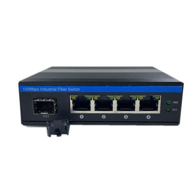 Industriële POE-switch met 1 SFP-poort en 4 RJ45-poorten voor DIN-railinstallatie